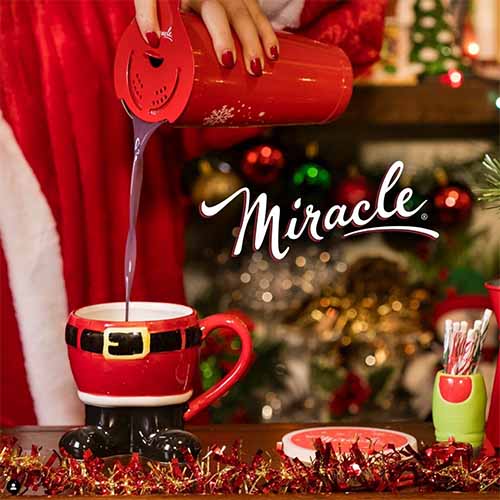 Miracle on Main popup Christmas bar